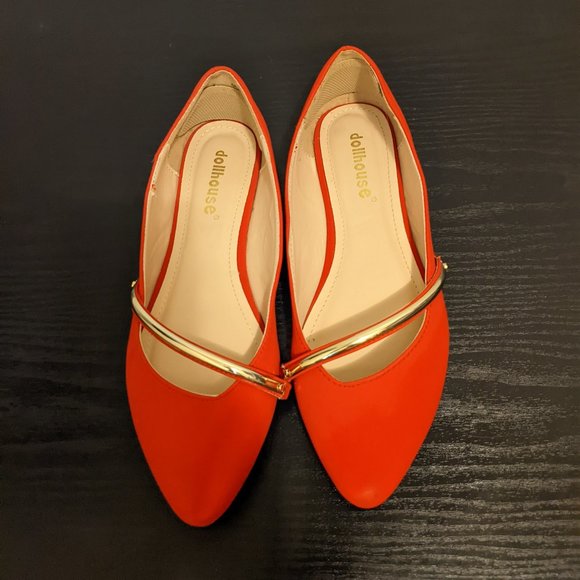 Dollhouse Red with Gold Flat shoes Size 8